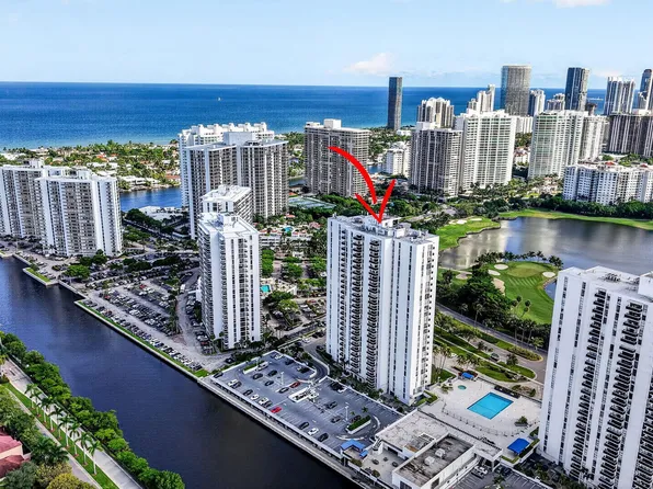3675 N COUNTRY CLUB Drive #1909, Aventura, FL 33180