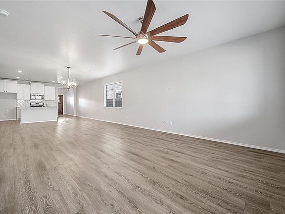 5th image of 9295 Inland Leather Ln