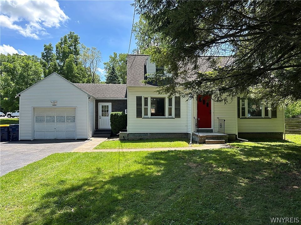 1st image of 1223 Calkins Rd