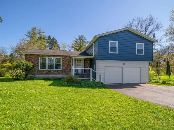 109 Simsbury Dr, Ithaca, NY 14850