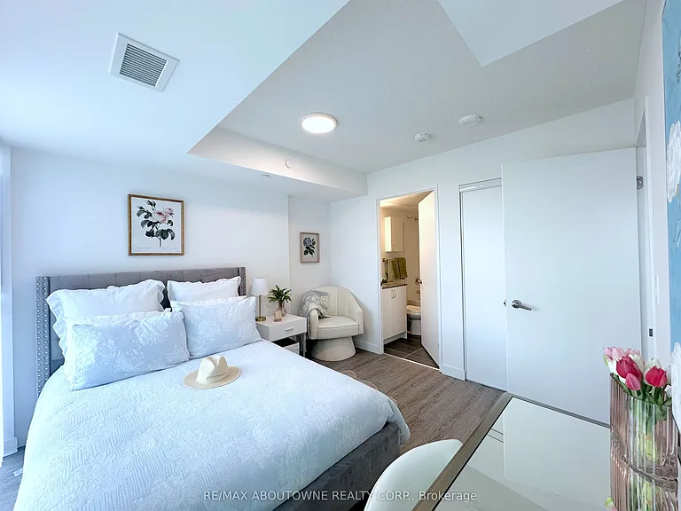 375 South St #310 — Photo 7