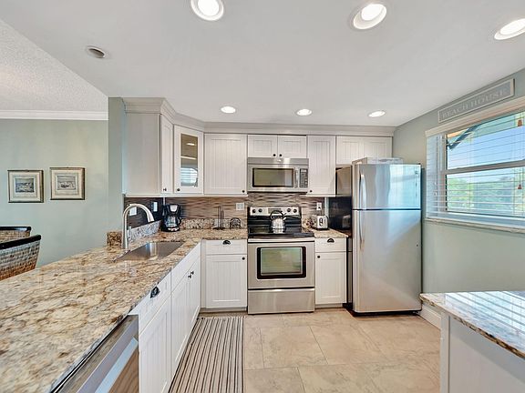 3rd image of 1541 S Ocean Boulevard #310