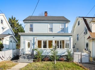102 Chapman Pl, Irvington, NJ 07111