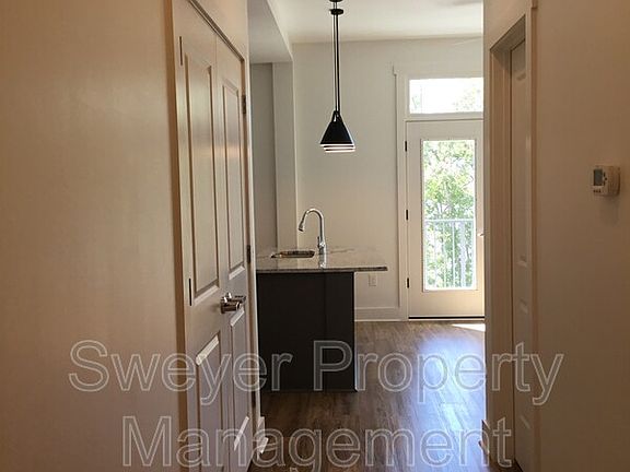 3rd image of 204 Arcadian Row #302