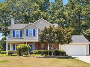 4255 Willow Springs Dr, Loganville, GA 30052