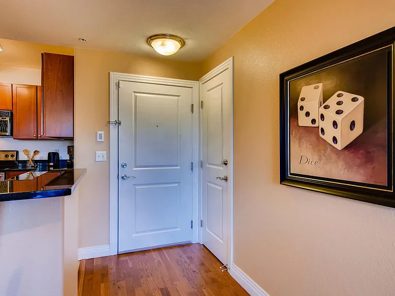 9059 E Panorama Cir #B-316 — Photo 7