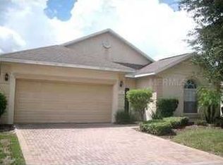 527 Windsor Pl, Davenport, FL 33896