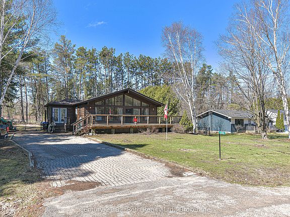 3rd image of 2352 Reeves Rd