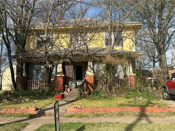 415 S A St, Blackwell, OK 74631