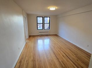 14905 79th Ave, Flushing, NY 11367