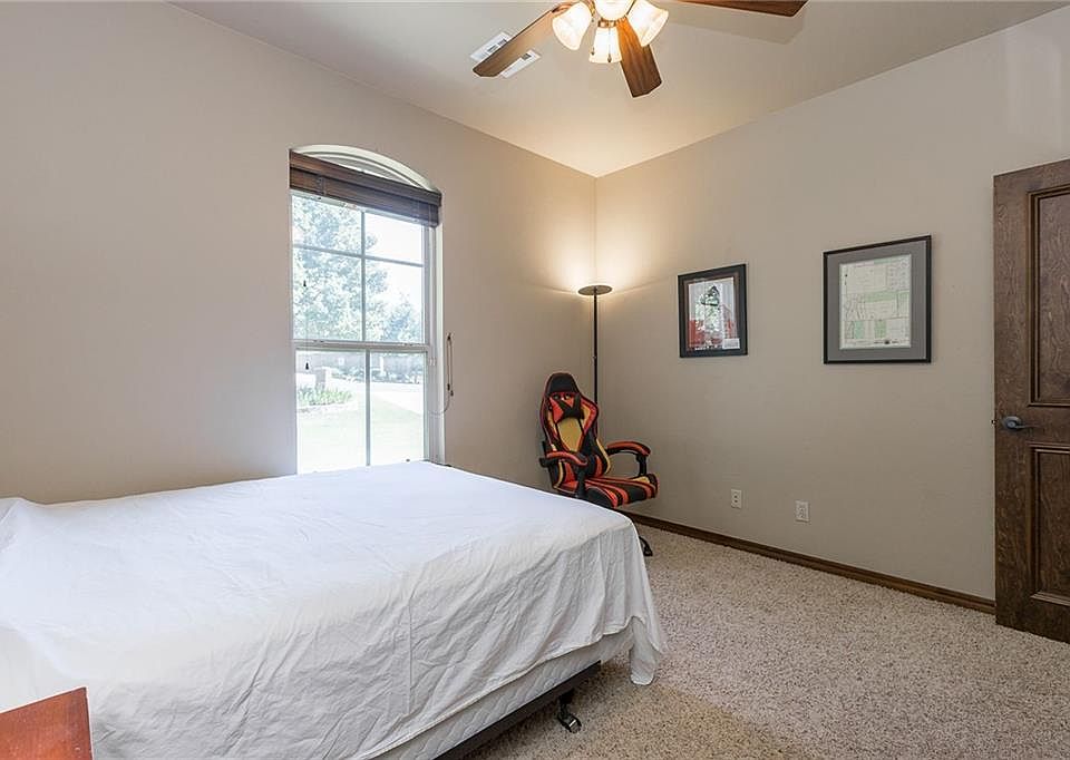 1st image of 2063 Vaquero Ct