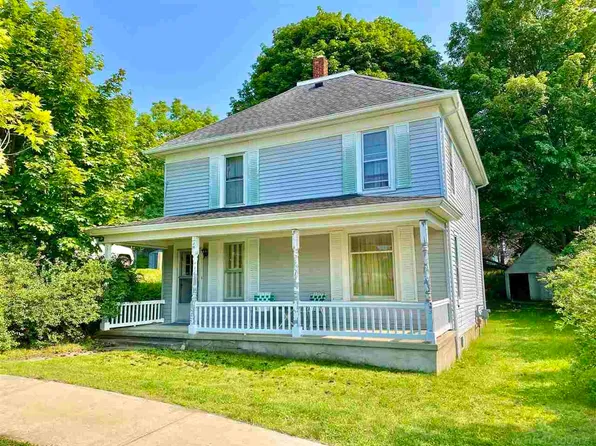 224 Washington St, Petoskey, MI 49770