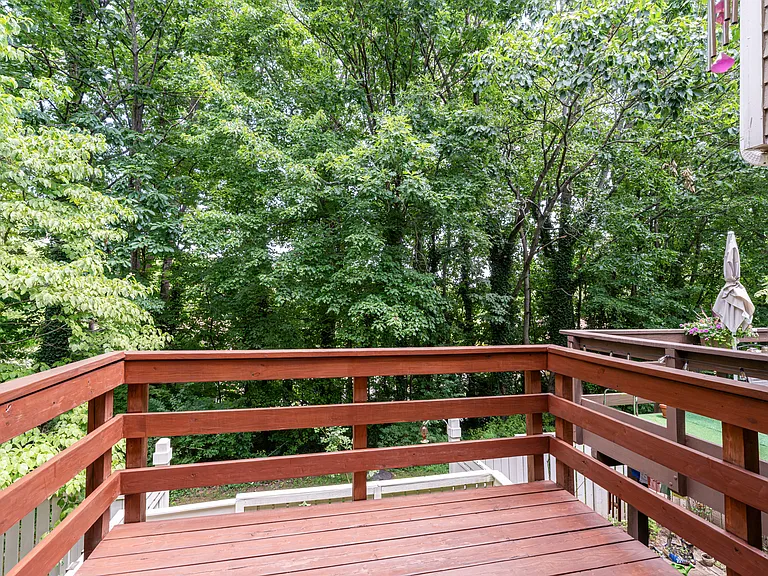 1931 Belmont Ridge Ct — Photo 27
