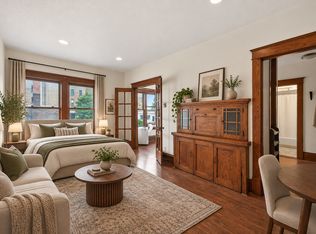 391 Laurel Ave APT 304, Saint Paul, MN 55102