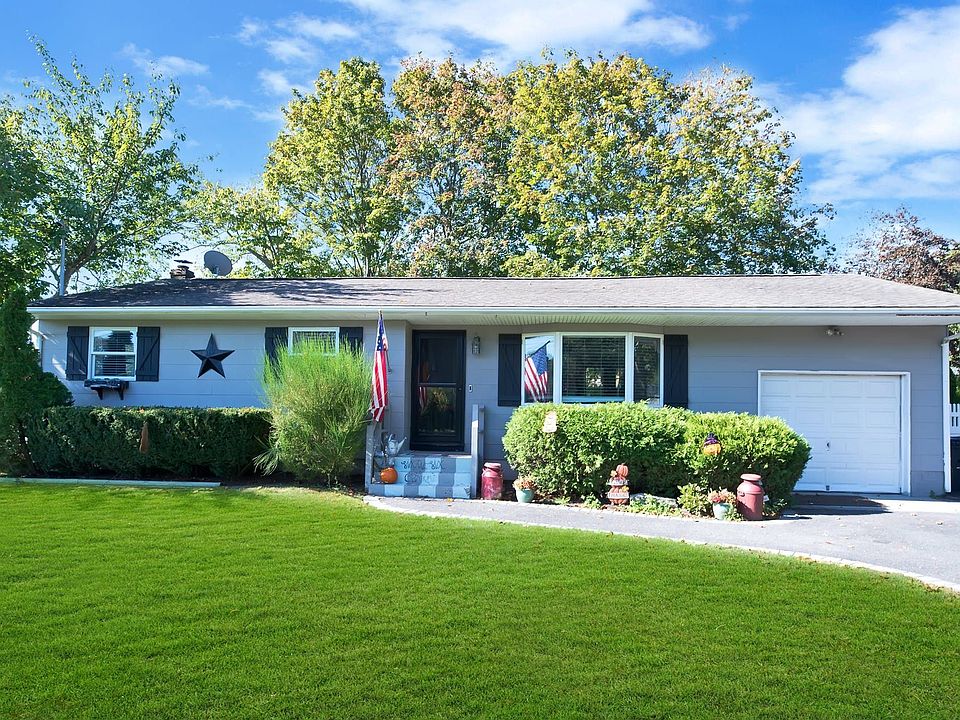 1st image of 66 Hawkins Ave