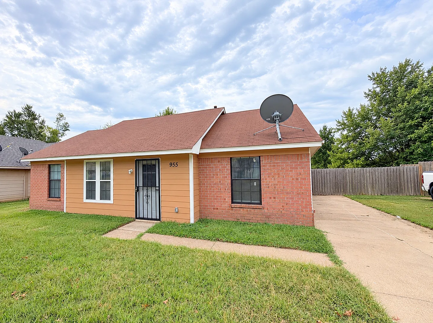 3 bed 2 bath near Shelby Forest / North Shelby County — Photo 1