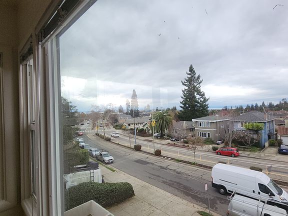 4th image of 4622 Park Blvd