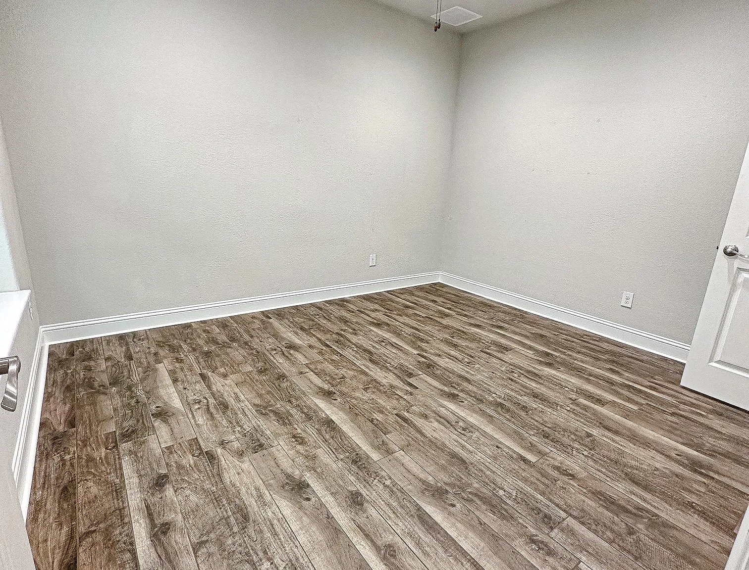 8034 Acoma Ln — Photo 4