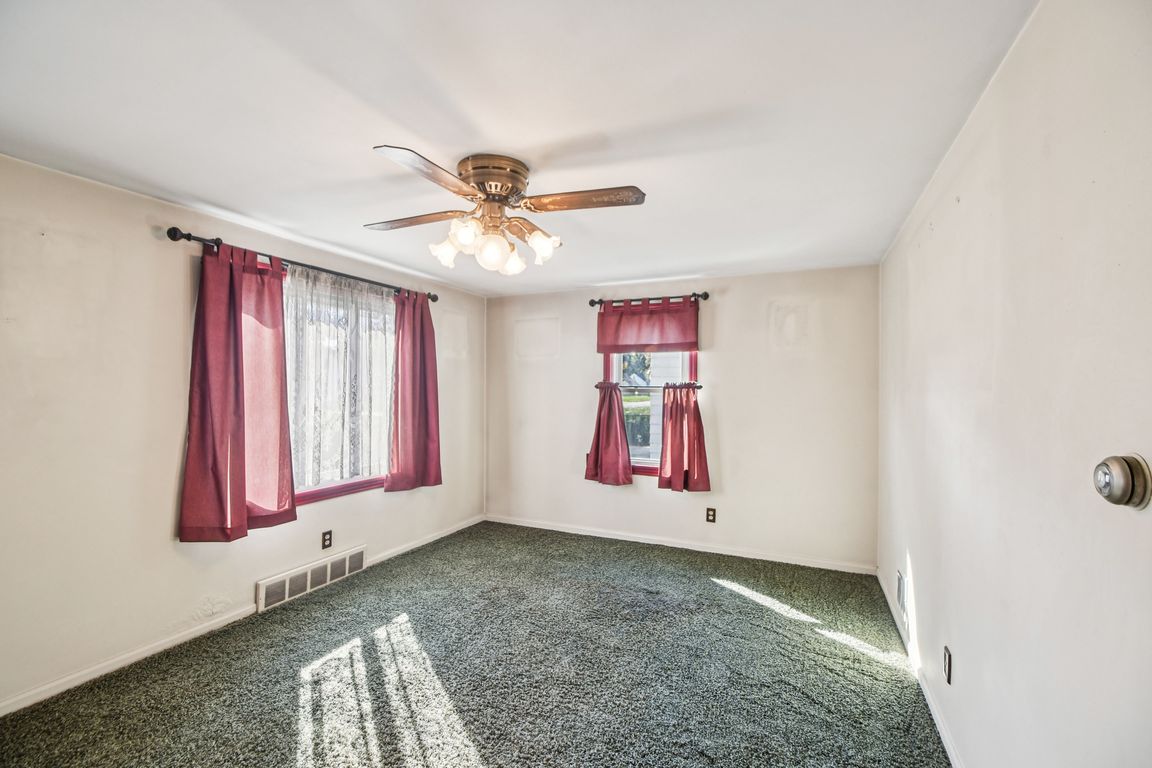 next background image