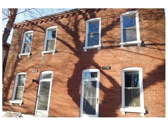 220 W Steins St photo 1