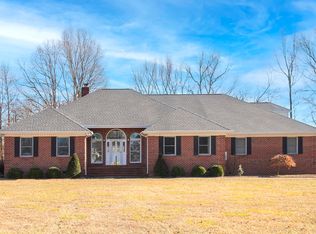 293 Winton Way Rd, Manchester, TN 37355