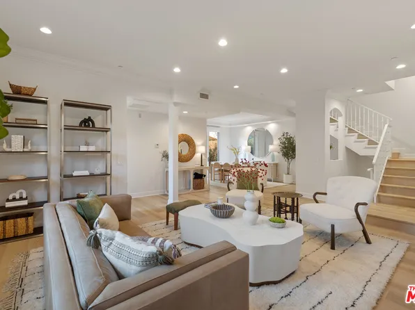 1032 3rd St APT 101, Santa Monica, CA 90403