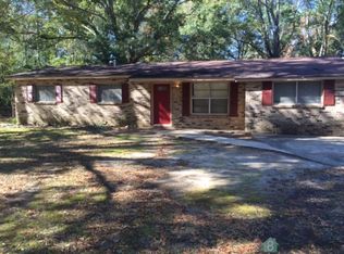 3885 Meadow Lane Rd, Jackson, MS 39212