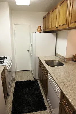 Rented by Battery Park Realty | media 11