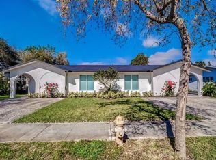 11690 SW 81st Rd, Pinecrest, FL 33156