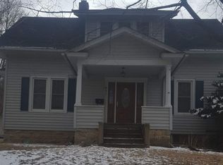 821 Carter St NW, Elkader, IA 52043