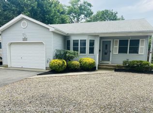 1016 Maple Ave, Point Pleasant Beach, NJ 08742