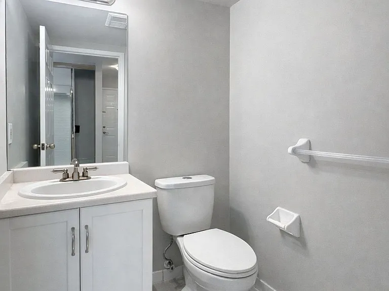 309 Major Mackenzie Dr E #501 — Photo 8