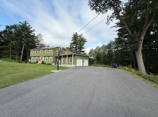 33 Douglas Rd, Dracut, MA 01826