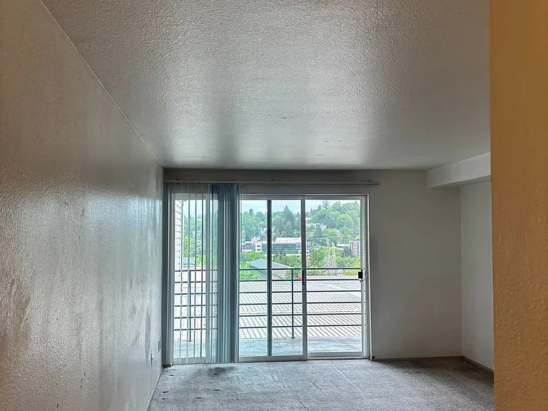 City View Apartments in West Seattle — Photo 39