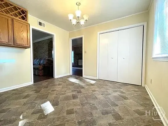 320 Chatham Villa Dr — Photo 8