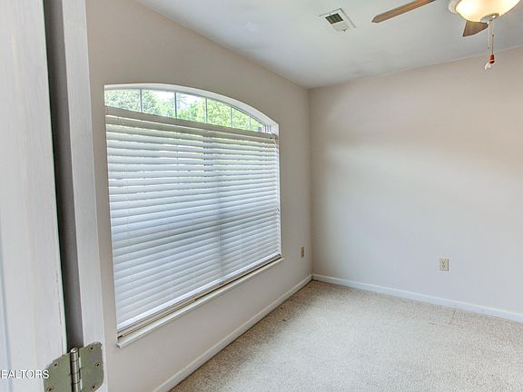 5th image of 7443 Creek Song Ct