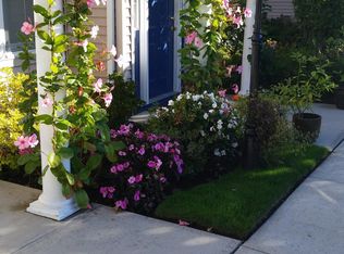 92 Broadway APT 4, Amityville, NY 11701
