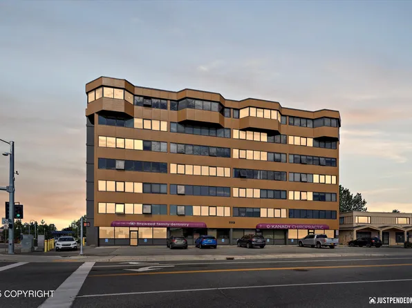 1113 W Fireweed Ln APT 402, Anchorage, AK 99503