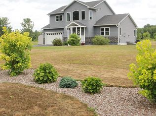 1815 Rabbit Ln, Phoenix, NY 13135