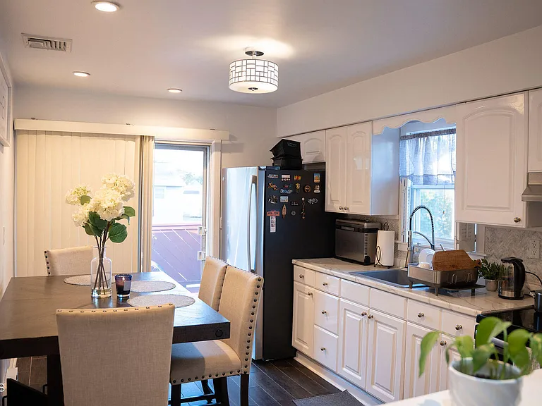 73 Maple Ave #2 — Photo 25