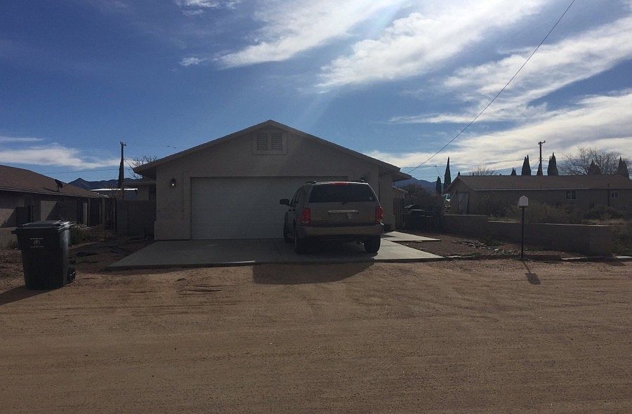 1st image of 2318 Valentine Ave