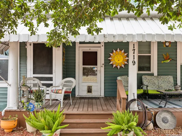 1719 interstate 35, San Antonio, TX 78208