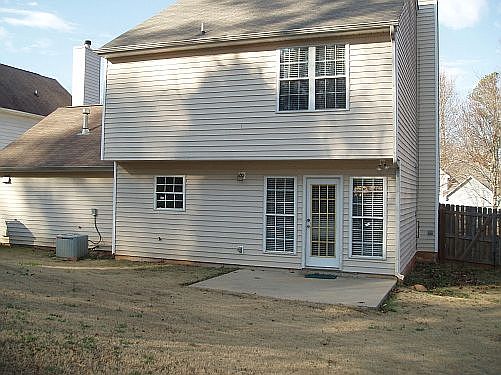 2nd image of 380 Twin Brook Way