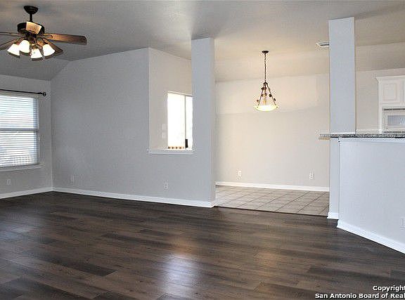 4th image of 21111 La Pena Dr