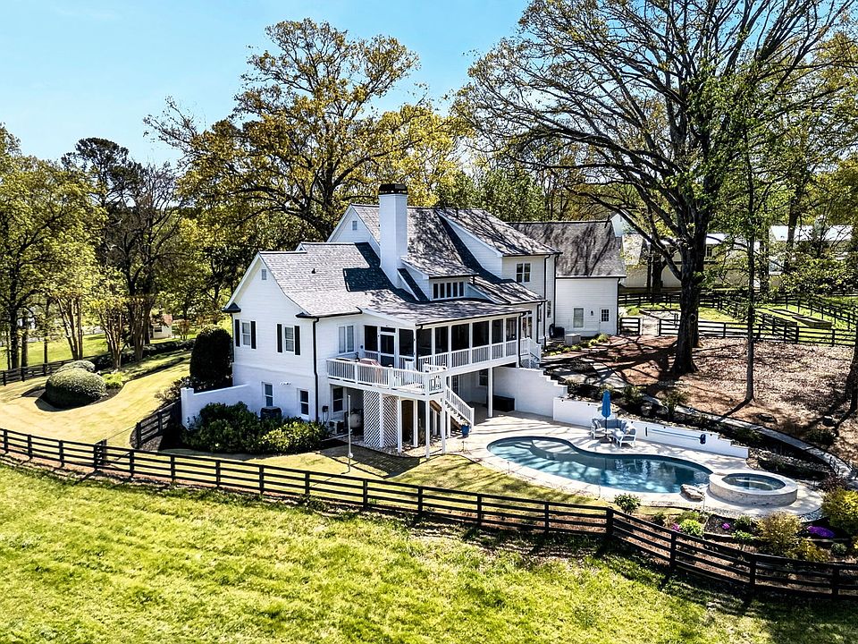 1st image of 565 Old Lathemtown Rd