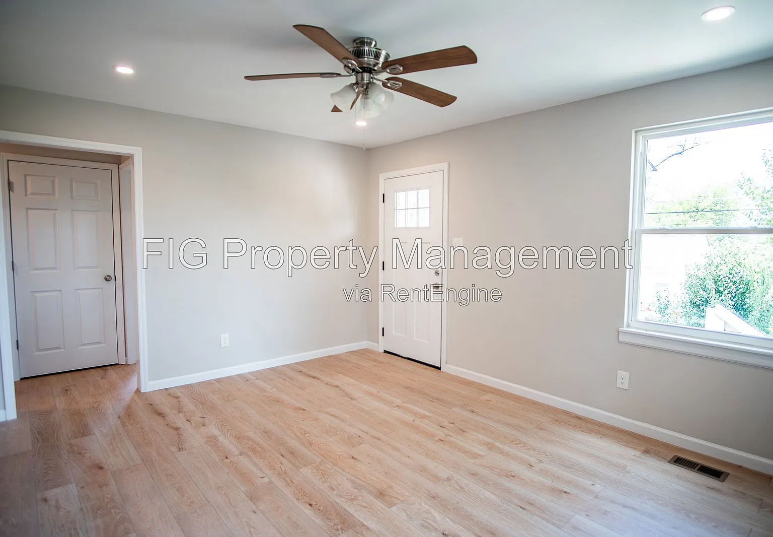 2 bed, 2.0 bath, $1,595 — Photo 4