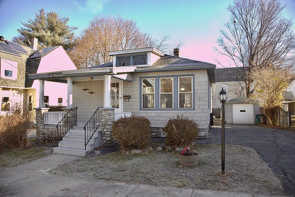 158 Warwick St, Lowell, MA 01851 Zillow