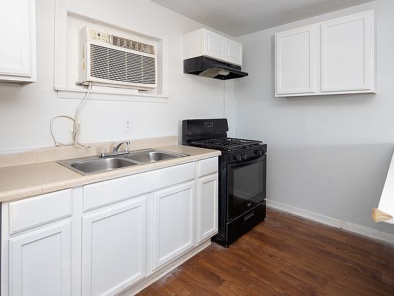 4th image of 23 Alice Ave #4