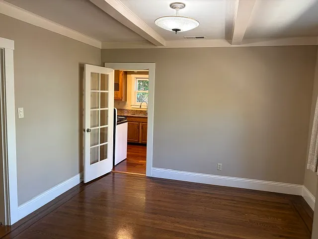 1339 California Dr — Photo 8