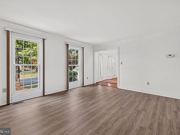 5th image of 14107 Silent Wood Way